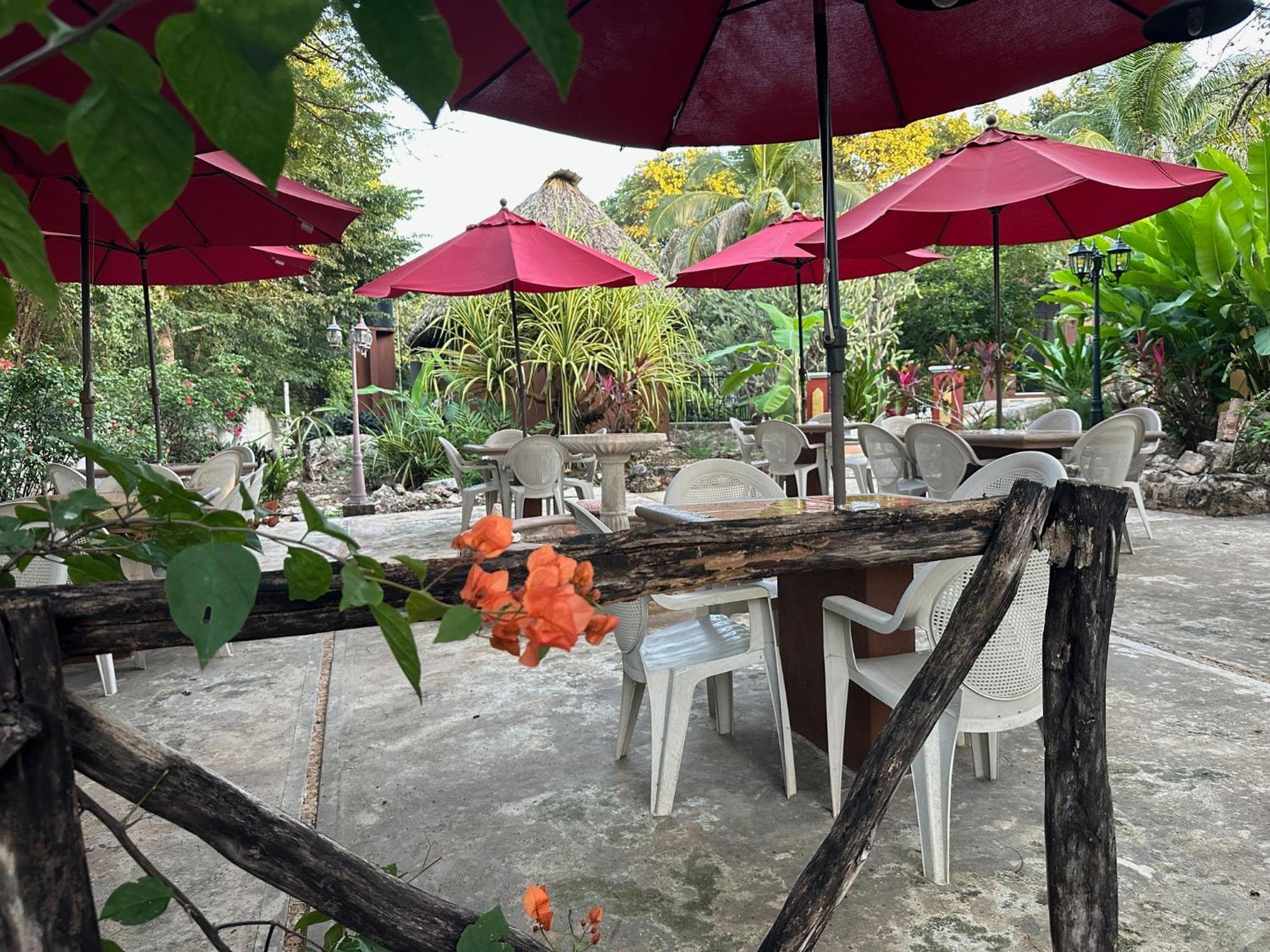 The Pickled Onion B&B And Restaurant Uxmal Santa Elena Luaran gambar