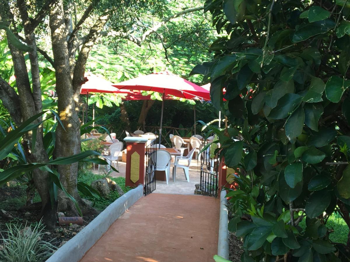 The Pickled Onion B&B And Restaurant Uxmal Santa Elena Luaran gambar
